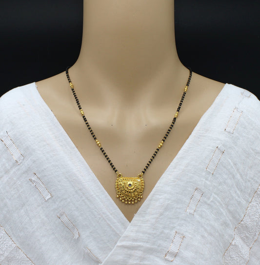 Antique Half Moon Gold Plated Mangalsutra – Traditional Maharashtrian Design with Elegant Beaded Detailing 💛