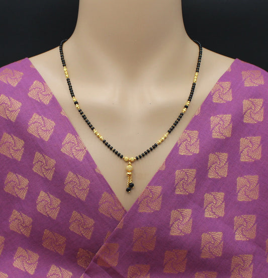 Elegant Daily Wear Black Bead Gold Plated Mangalsutra with Hanging Charm – Simple & Stylish Design 💛