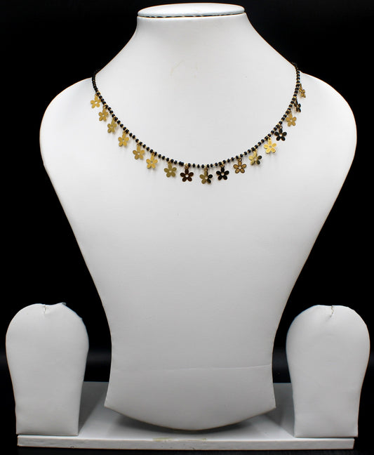 Trendy Floral Charm Gold-Plated Mangalsutra – Everyday Modern Elegance