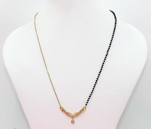 Half-Chain Floral CZ Pendant Mangalsutra – Modern Daily Wear with Gold Finish