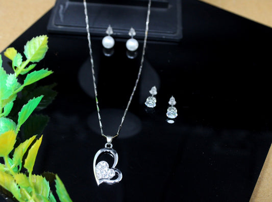 soni jewellery American Diamond chain pendant with earring