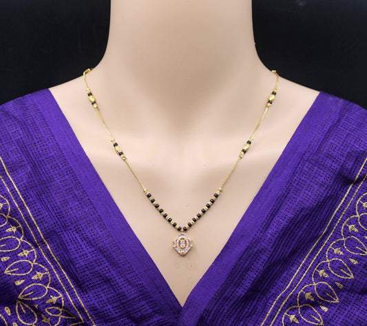 Soni Jewellery delicate Mangalsutra