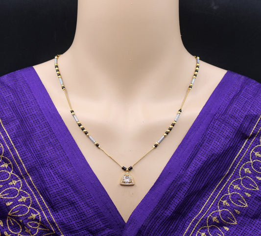 Soni Jewellery delicate Mangalsutra