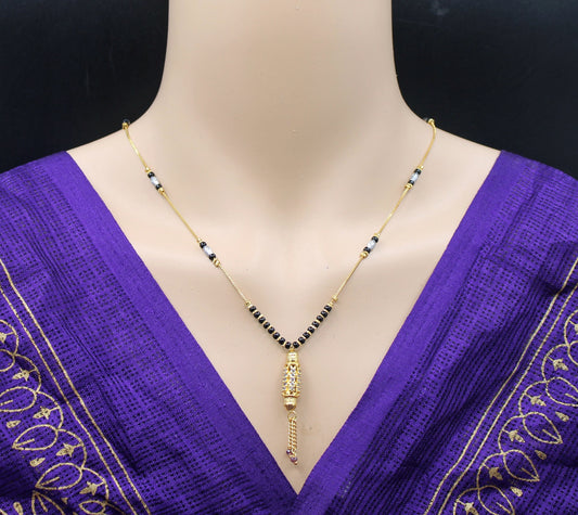 Soni Jewellery delicate Mangalsutra