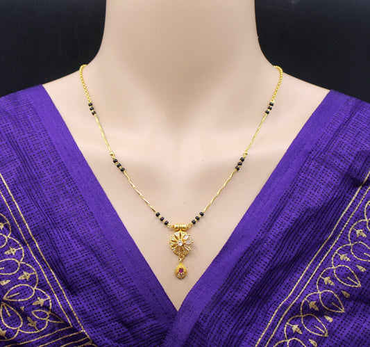 Soni Jewellery delicate Mangalsutra