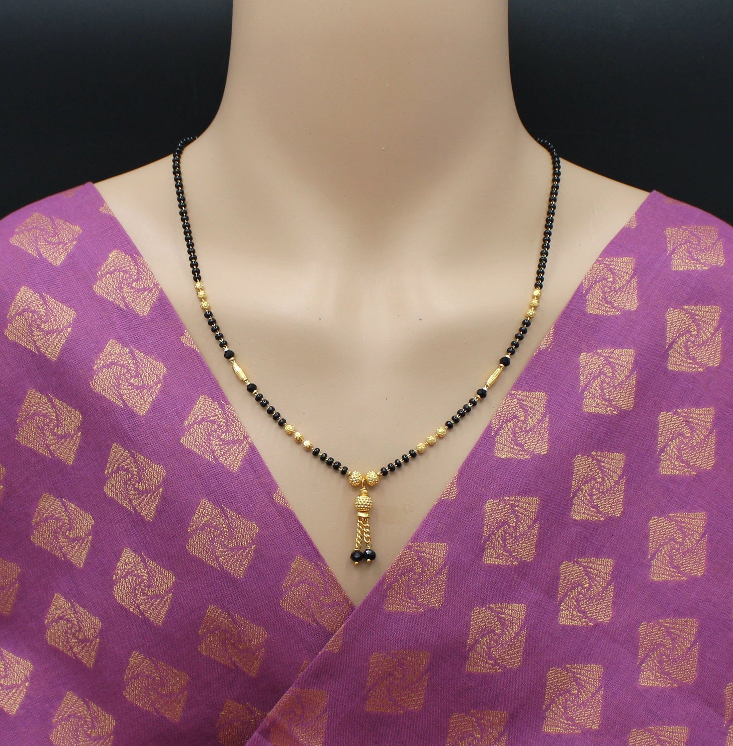 Simple Daily Wear Black Bead Gold Plated Mangalsutra – Lightweight & Elegant Traditional Design 💛