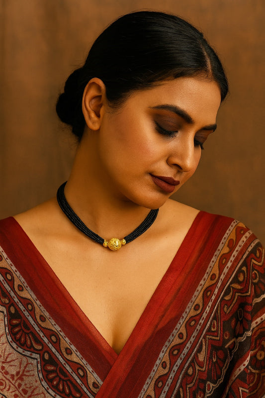 Elegant Round Gold Bead Choker Mangalsutra – Modern Simplicity with Traditional Grace 🖤✨