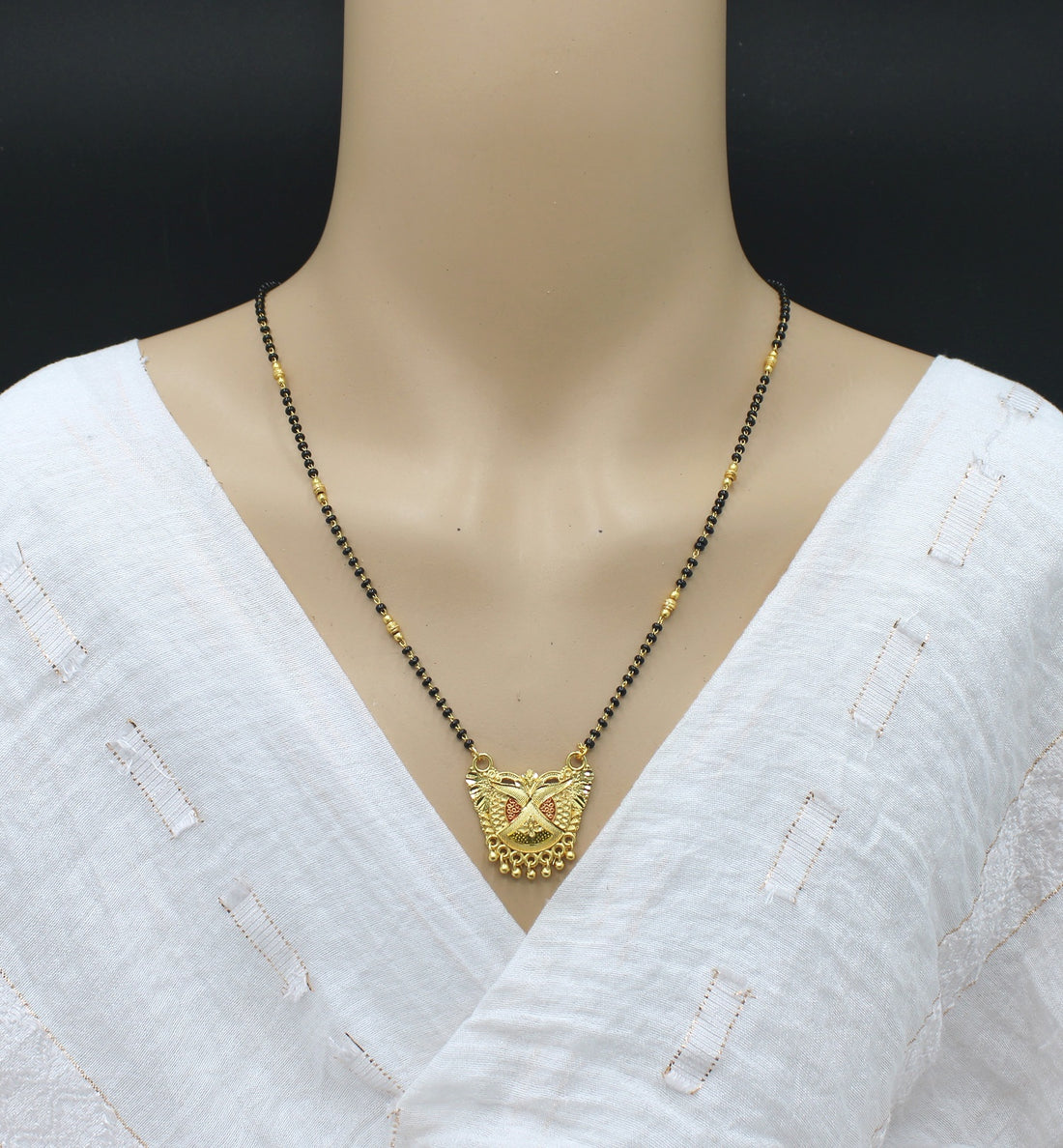 Elegant Gold Plated Traditional Temple Design Mangalsutra – Symbol of Love & Devotion 💛