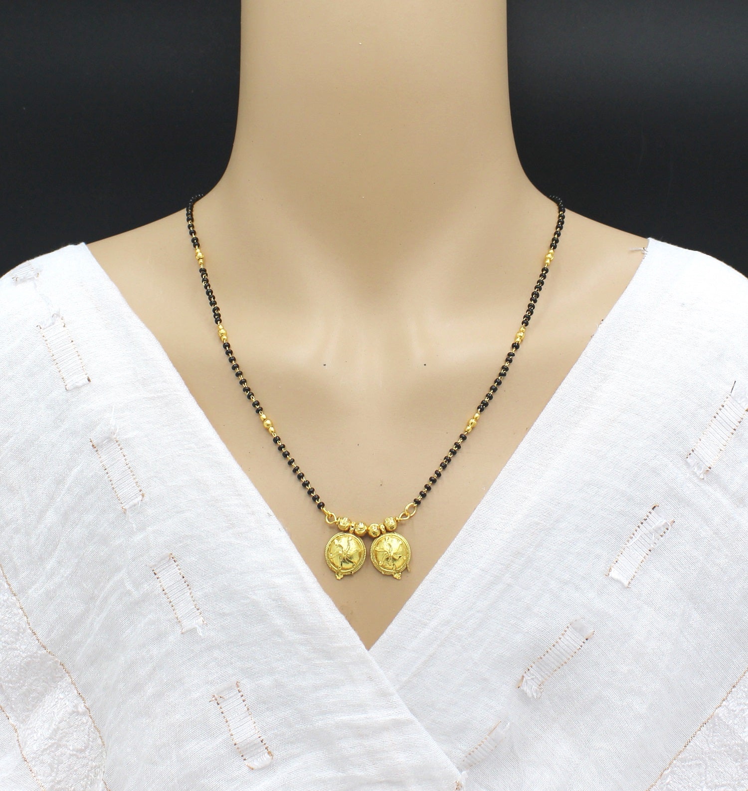 Traditional Lakshmi Coin Mangalsutra – Divine Grace with Everyday Elegance 💫