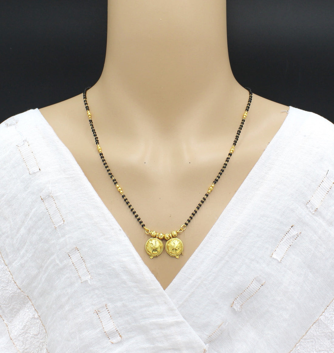 Traditional Lakshmi Coin Mangalsutra – Divine Grace with Everyday Elegance 💫