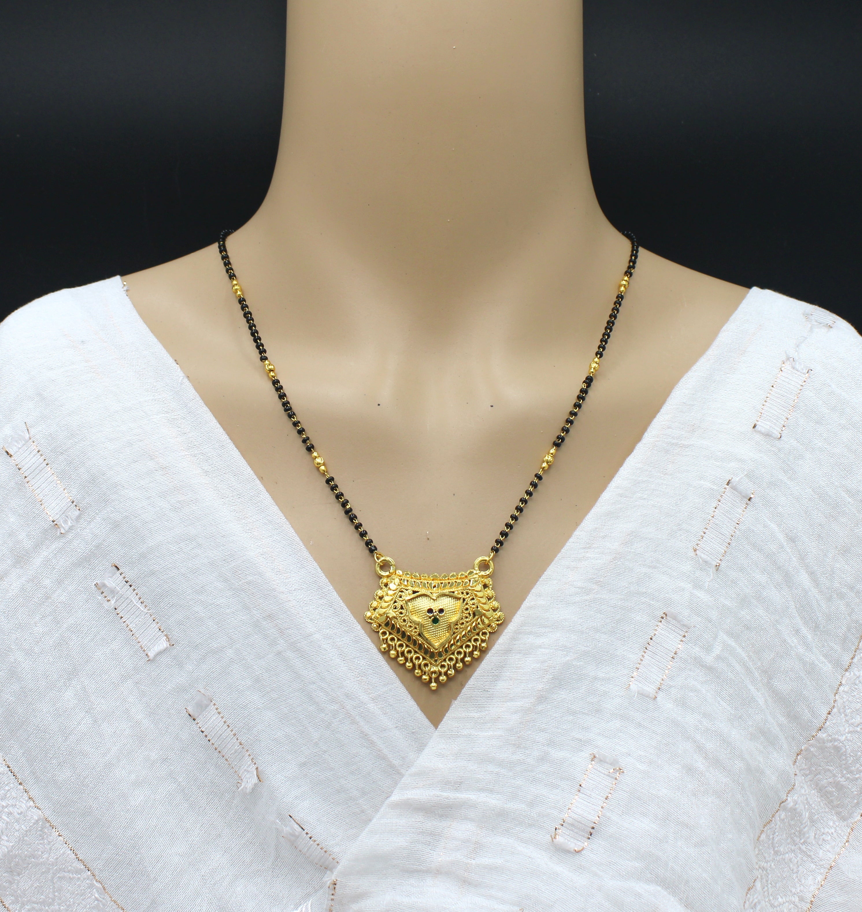 Elegant Gold Plated Traditional Temple Design Mangalsutra – Symbol of Love & Devotion 💛
