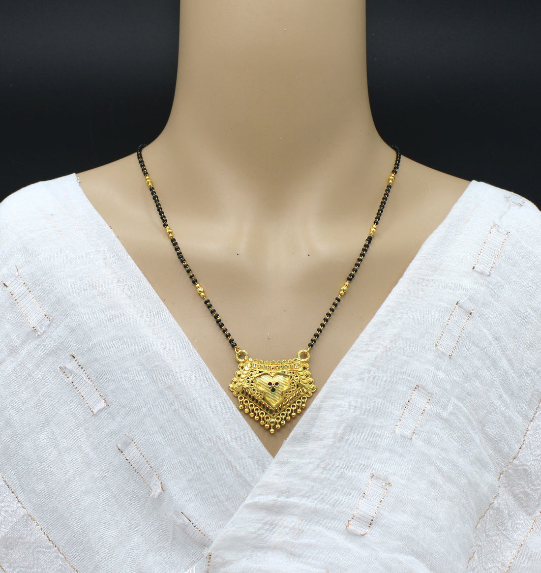 Elegant Gold Plated Traditional Temple Design Mangalsutra – Symbol of Love & Devotion 💛