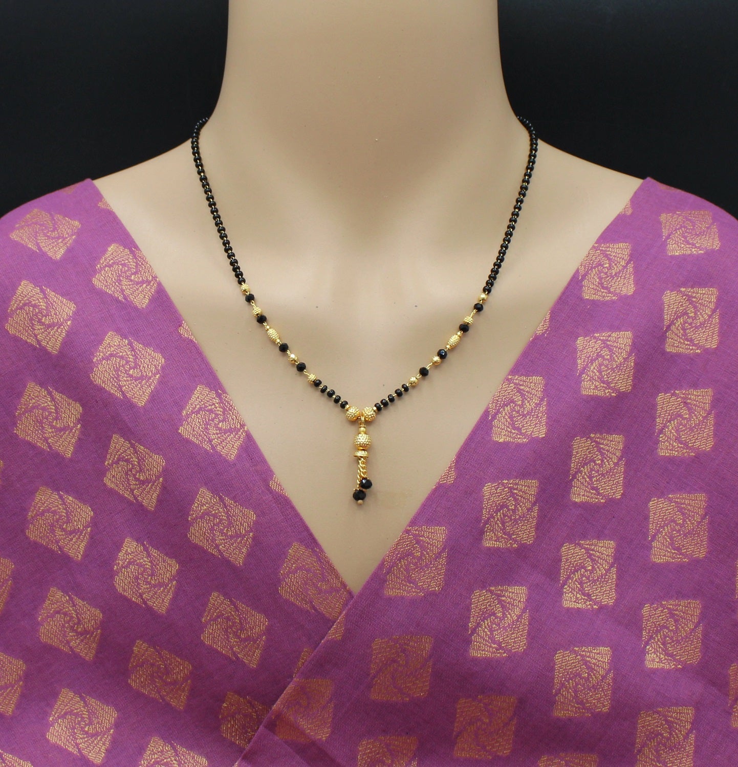 Elegant Daily Wear Black Bead Gold Plated Mangalsutra – Minimal & Timeless Traditional Design 💛