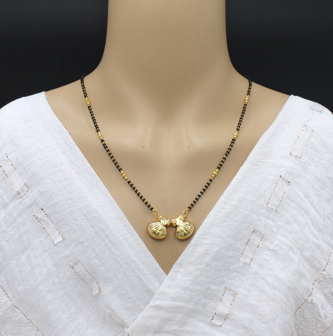 Premium Shell Design Dual Pendant Gold-Plated Mangalsutra – Traditional Charm Meets Modern Grace 🌸