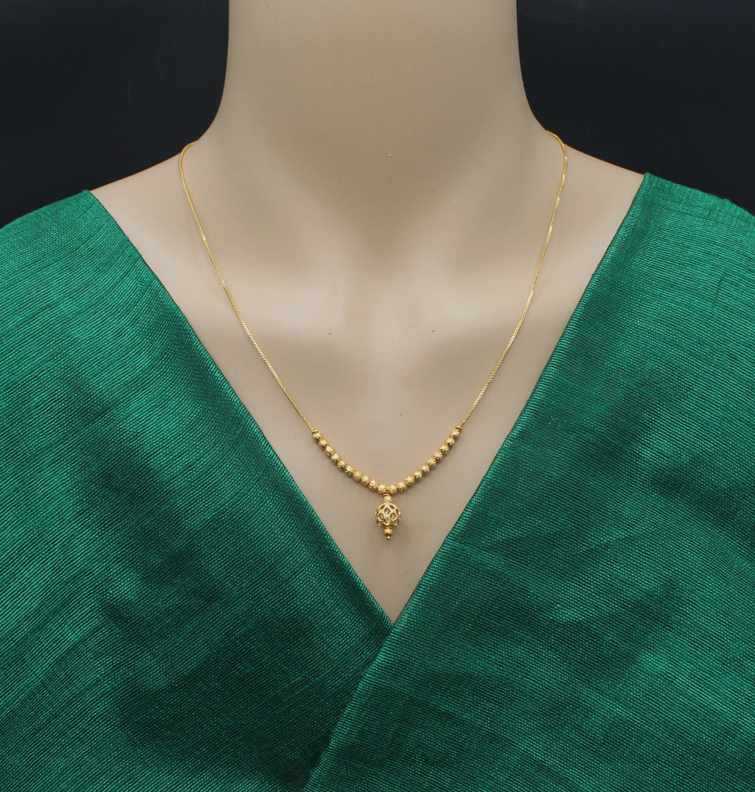 soni jewellery Pretty Stylish Gold Plated Necklace Chain For Women