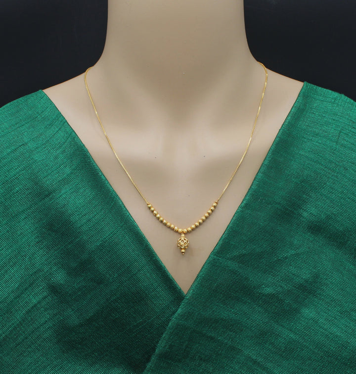 soni jewellery Pretty Stylish Gold Plated Necklace Chain For Women