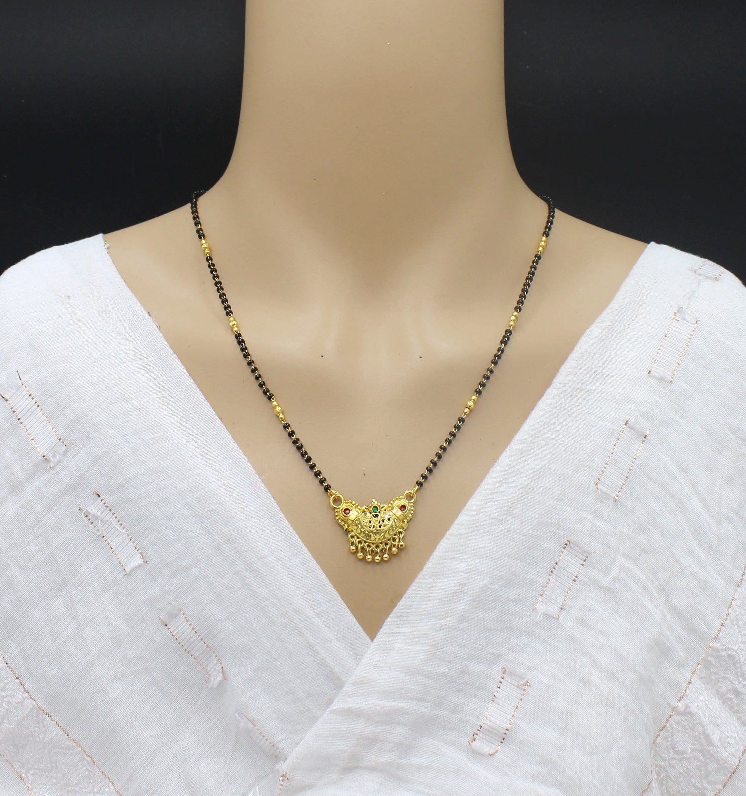 Antique Gold Plated Temple Mangalsutra – Traditional South Indian Design with Color Stones 💛