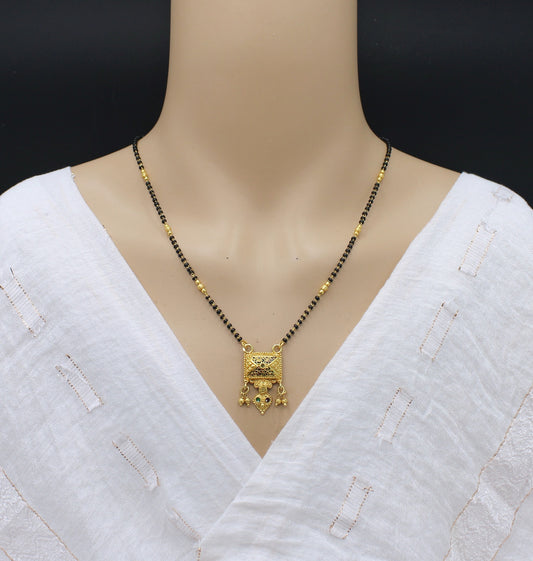 Antique Square Gold Plated Mangalsutra – Traditional Maharashtrian Style Pendant with Black Beads 💛