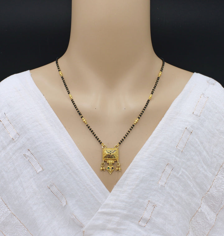 Antique Square Gold Plated Mangalsutra – Traditional Maharashtrian Style Pendant with Black Beads 💛