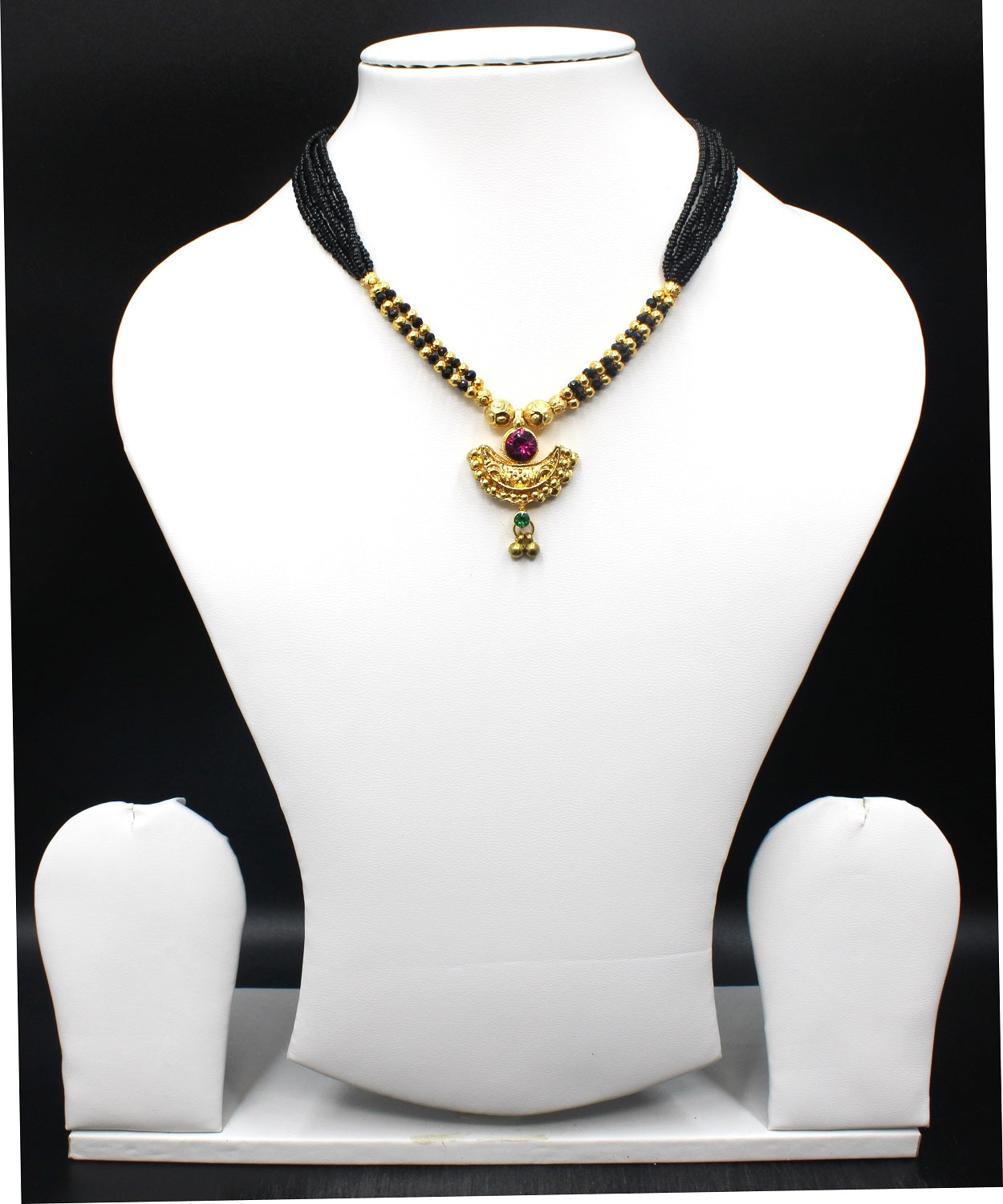 Regal Ruby Bird Pendant Mangalsutra – Handcrafted Gold-Plated Symbol of Grace & Strength 💖✨