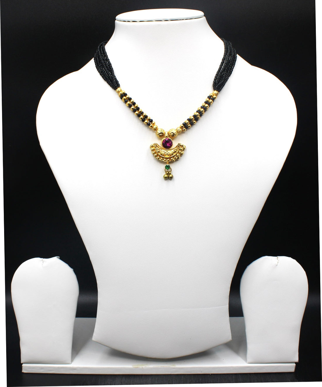 Regal Ruby Bird Pendant Mangalsutra – Handcrafted Gold-Plated Symbol of Grace & Strength 💖✨