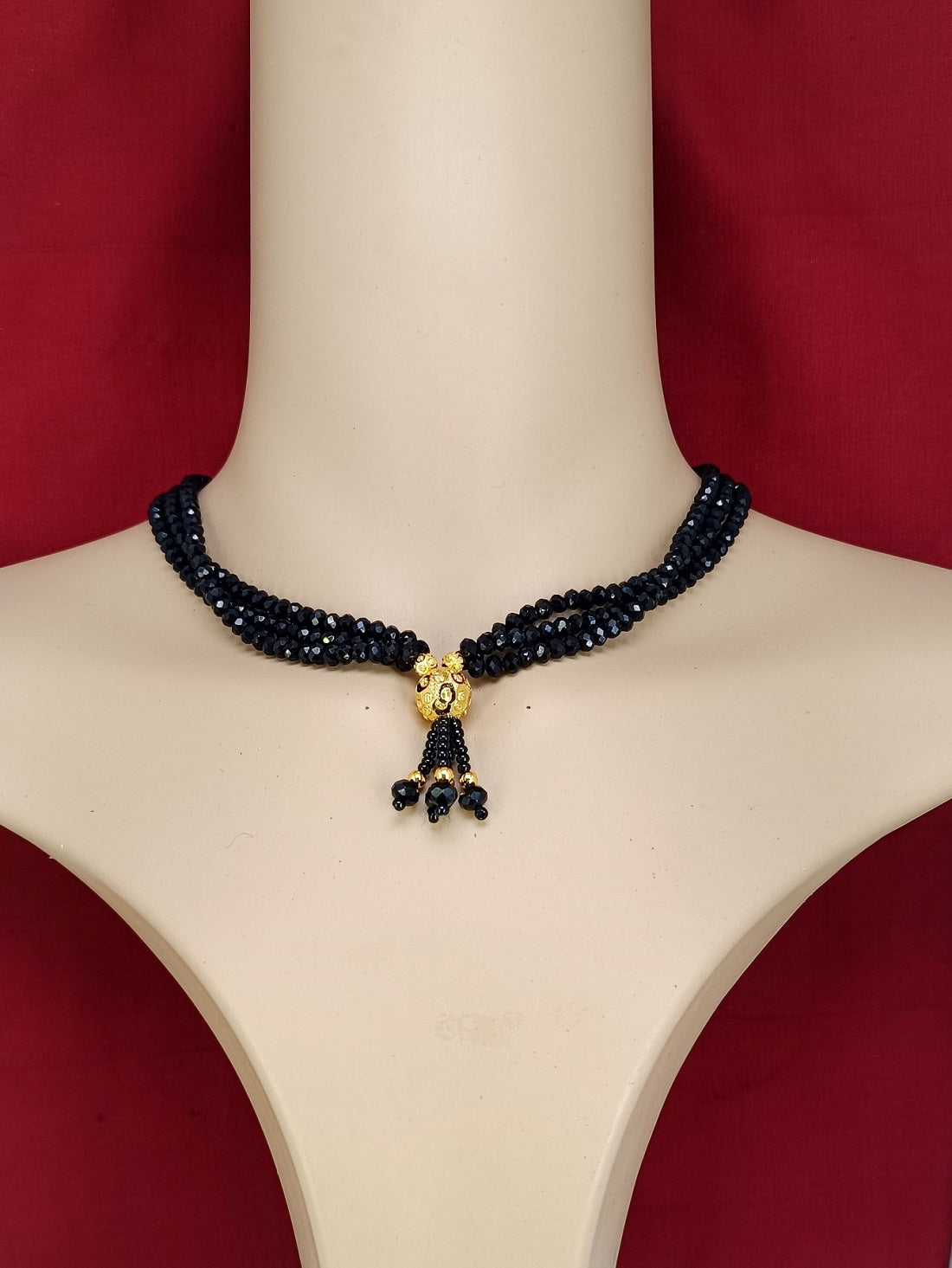 Royal Black Crystal Bead Mangalsutra with Golden Tassel Pendant – Modern Ethnic Elegance ✨