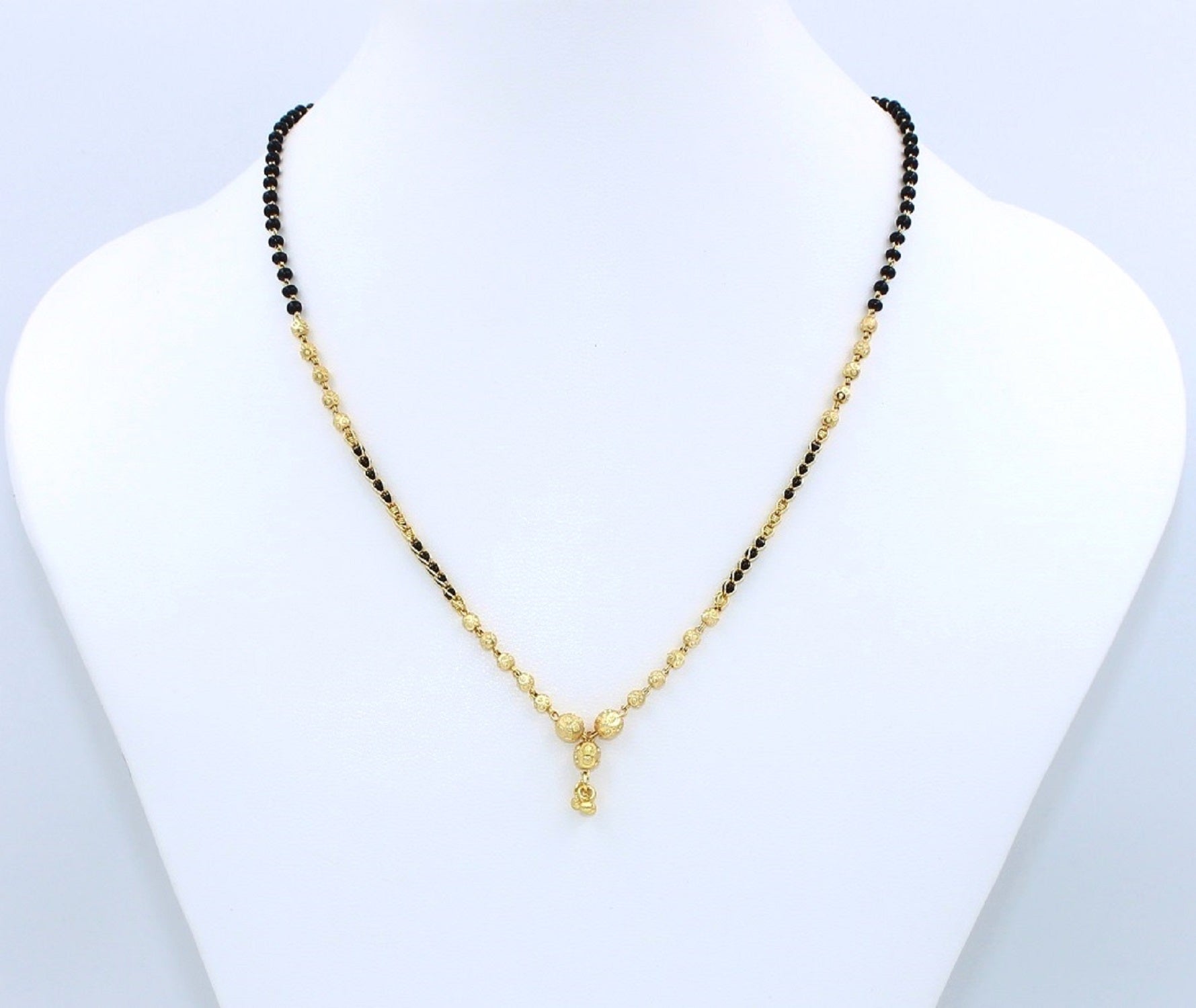 Traditional Gold Plated Mangalsutra with Black Beads – Elegant Daily Wear Design ✨