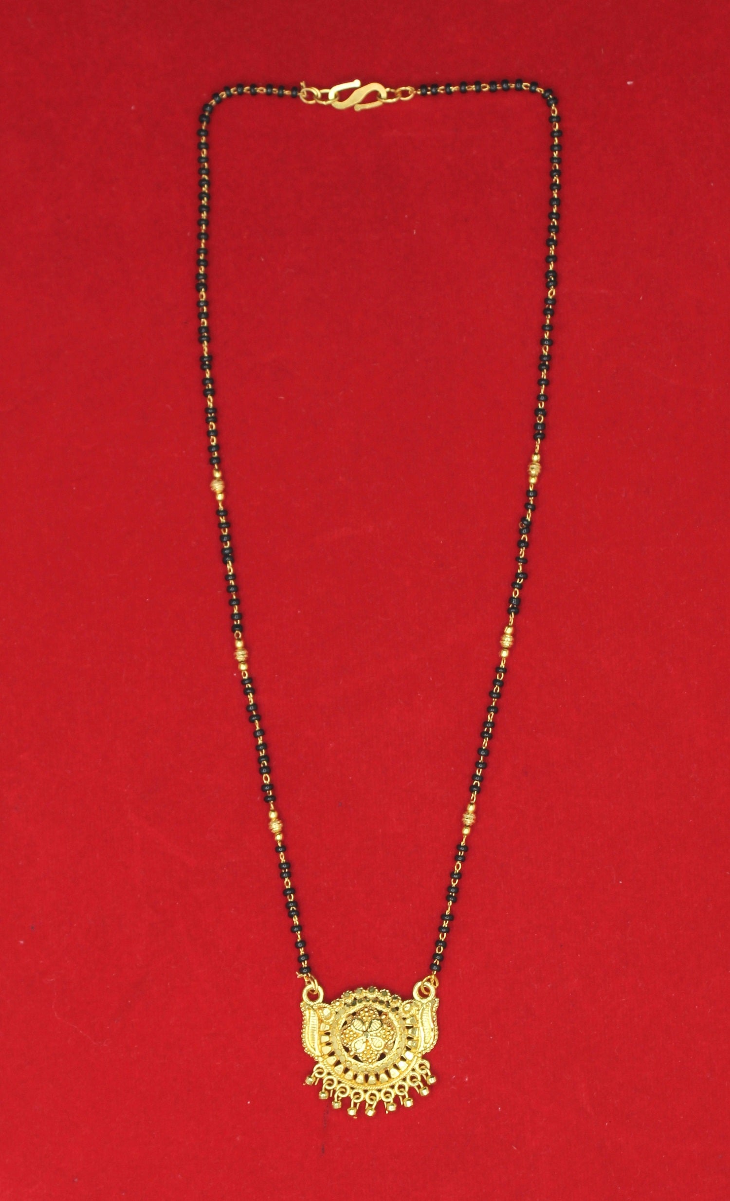 Royal Antique Gold Plated Mangalsutra – Traditional Elegance for Every Occasion 👑