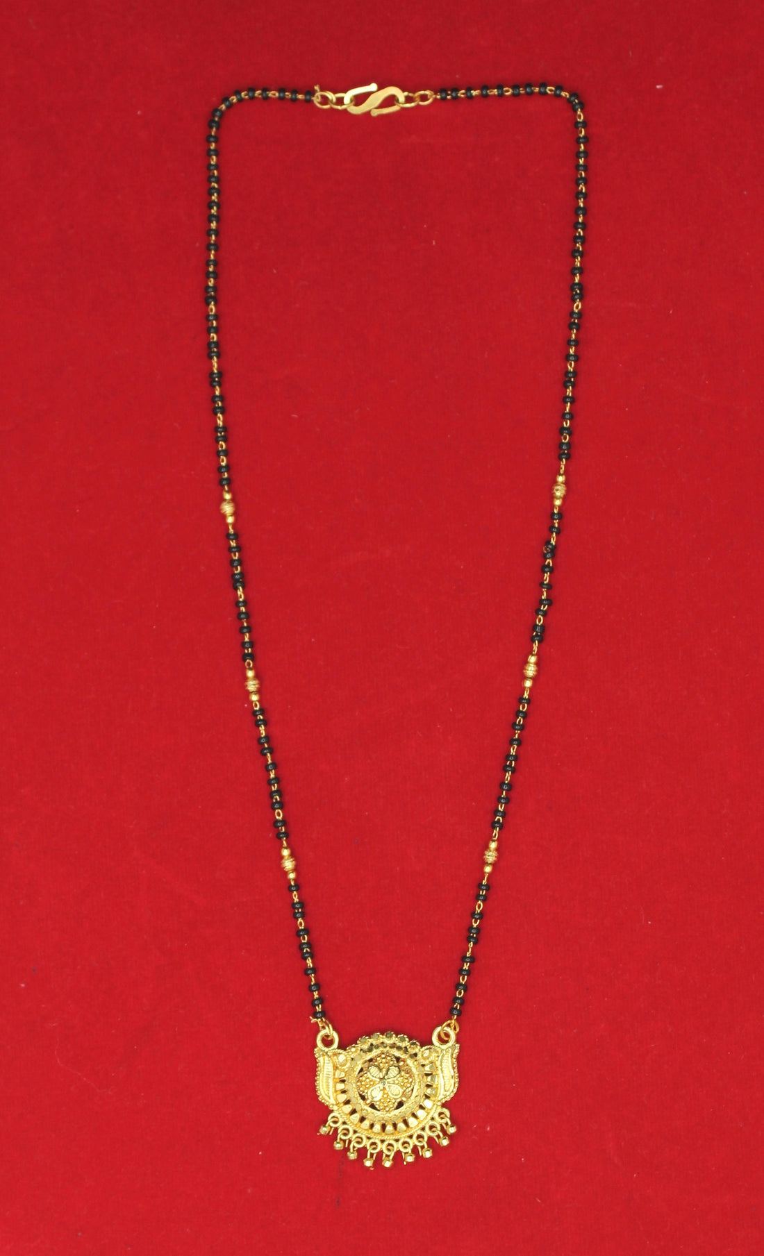 Royal Antique Gold Plated Mangalsutra – Traditional Elegance for Every Occasion 👑