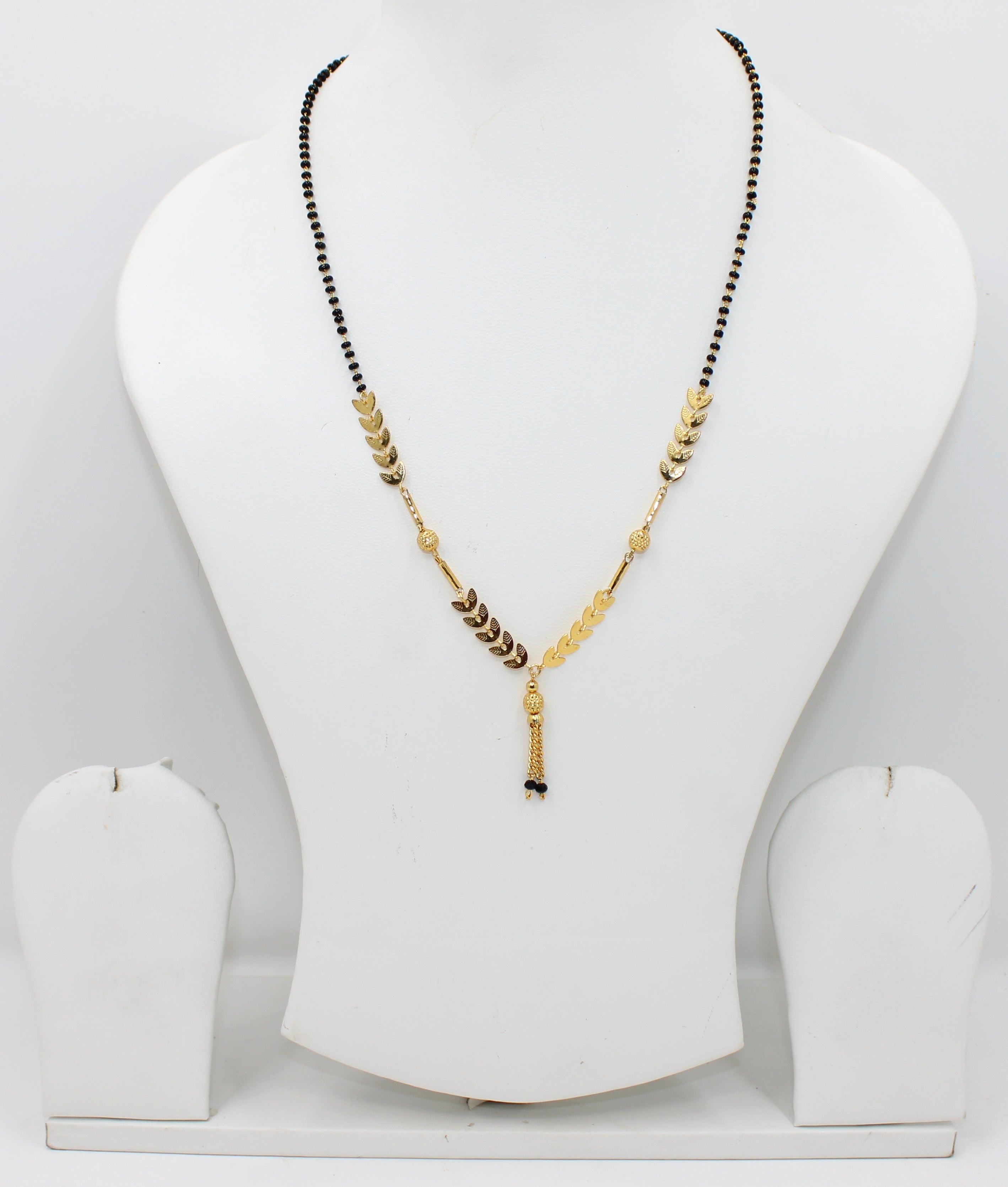 Elegant Leaf Pattern Gold-Plated Mangalsutra – Lightweight Daily Wear Design