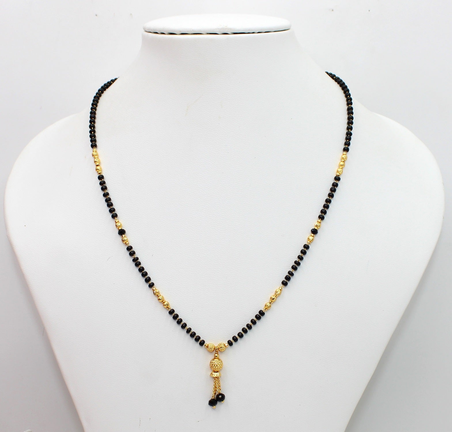Elegant Daily Wear Black Bead Gold Plated Mangalsutra with Hanging Charm – Simple & Stylish Design 💛