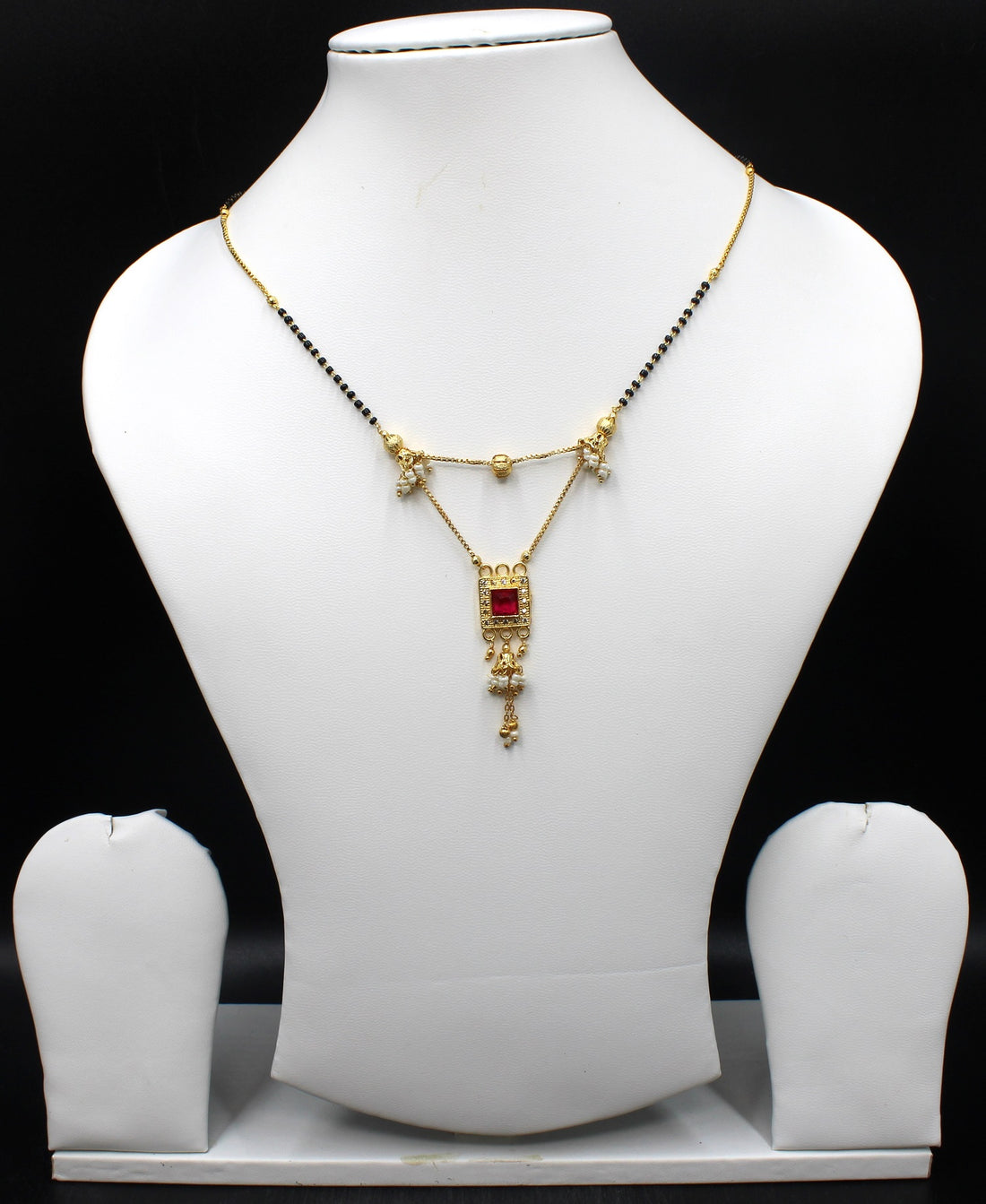 Traditional Red Stone Square Pendant Mangalsutra – Royal Elegance with Pearl Drops ❤️