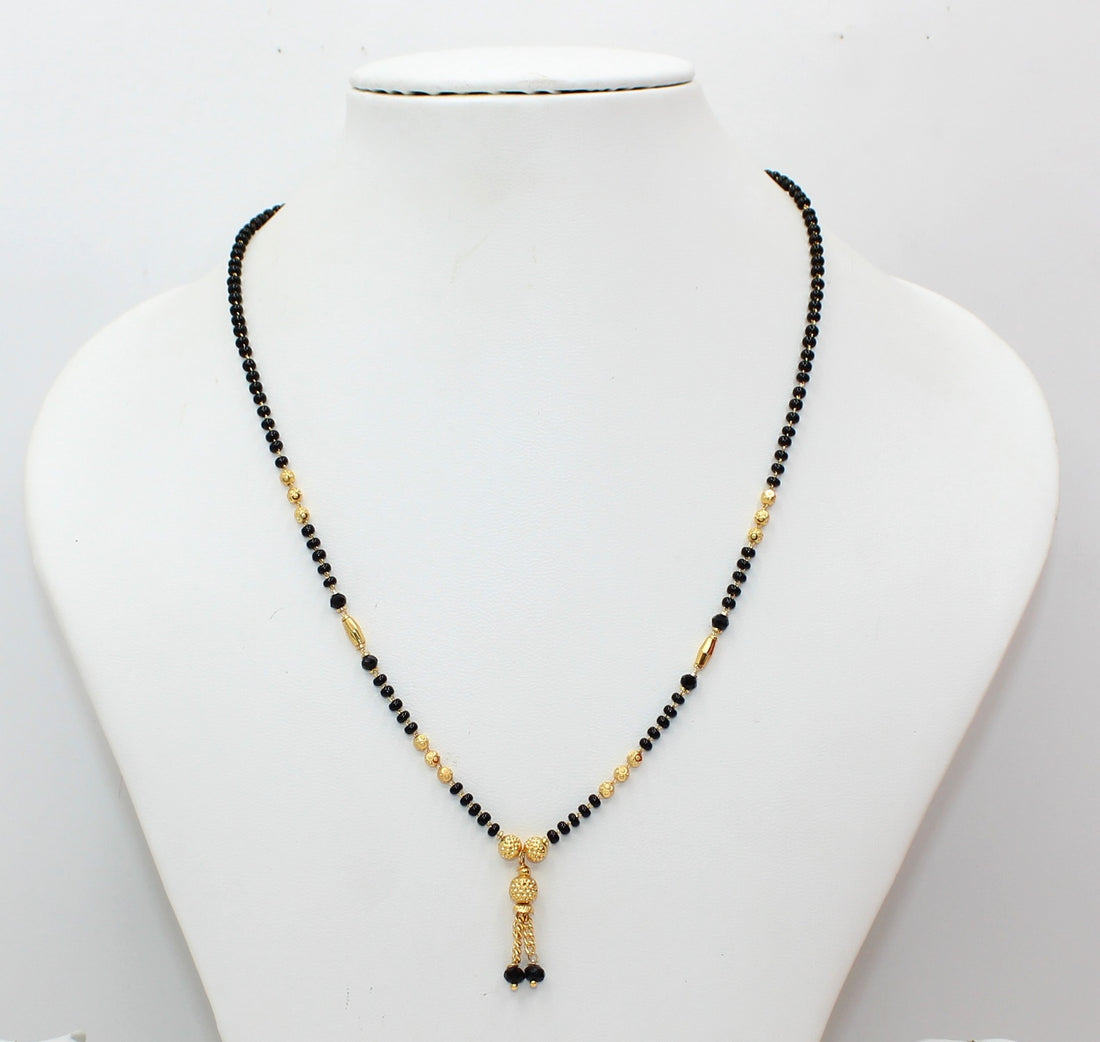 Simple Daily Wear Black Bead Gold Plated Mangalsutra – Lightweight & Elegant Traditional Design 💛