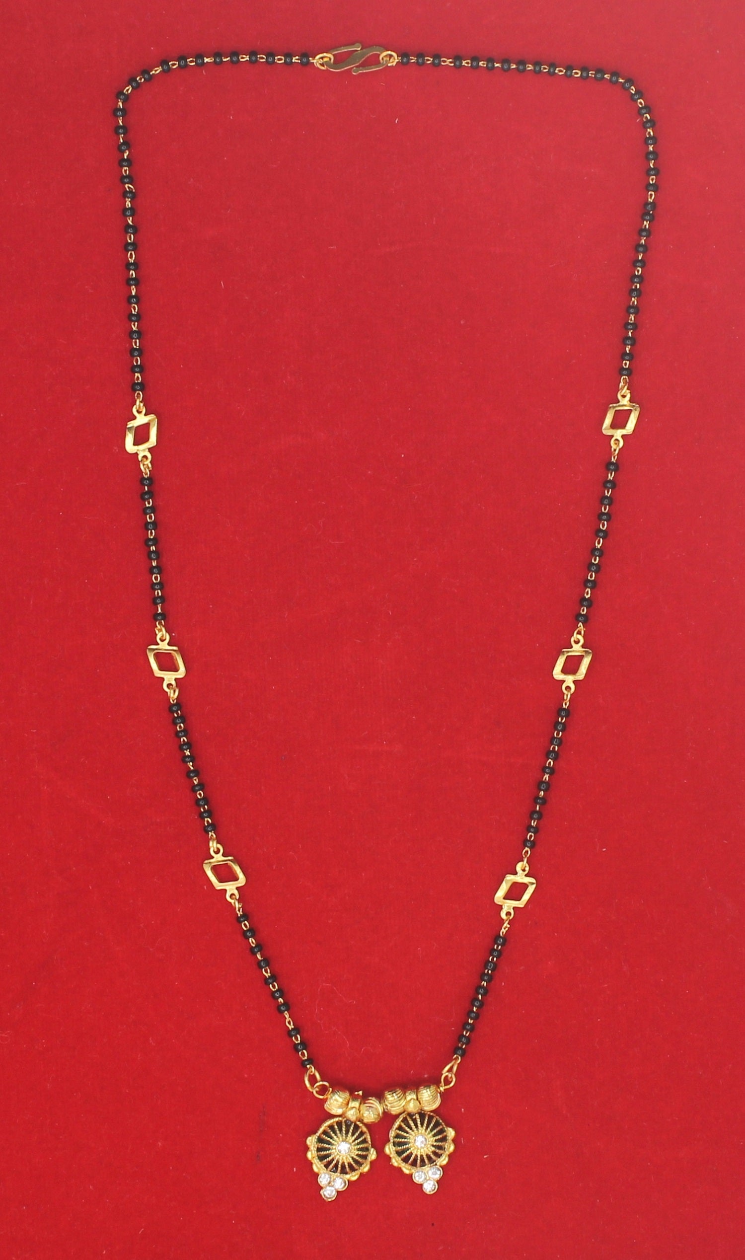 Elegant Dual Wheel Gold-Plated Mangalsutra – Crafted for the Modern Traditional Bride 💛