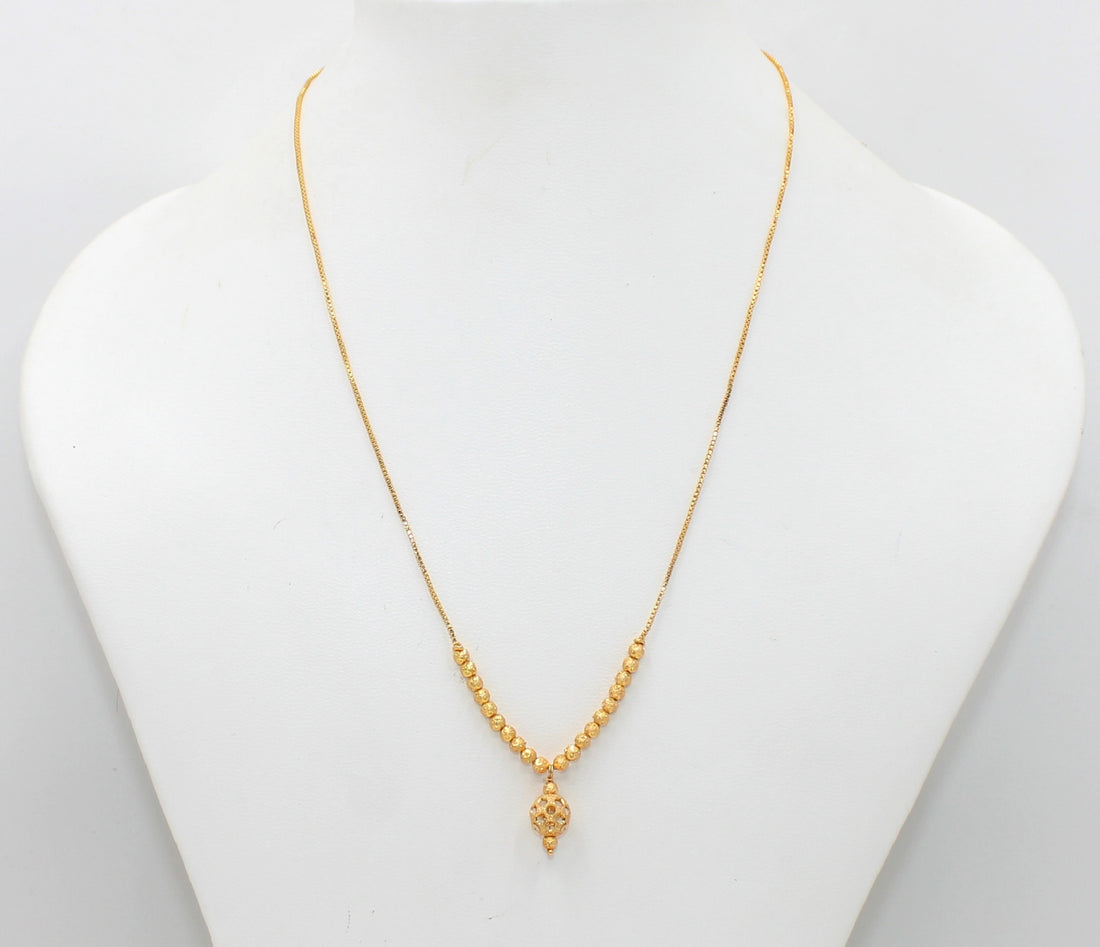 soni jewellery Pretty Stylish Gold Plated Necklace Chain For Women