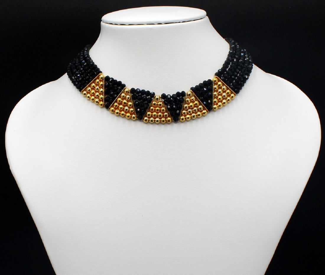 Royal Black & Gold Beaded Choker Mangalsutra – Bold Tradition, Modern Statement ✨