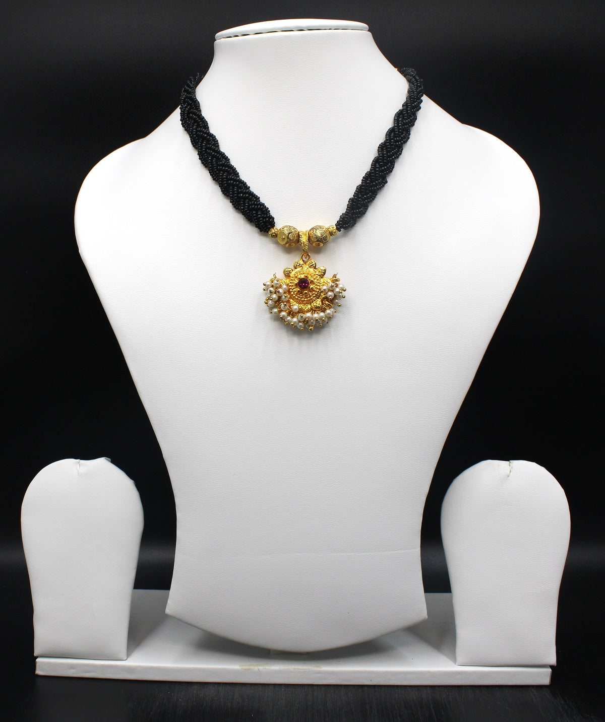 Royal Temple Design Gold Plated Mangalsutra – Multi-Layer Black Bead Choker with Pearl Drops ✨
