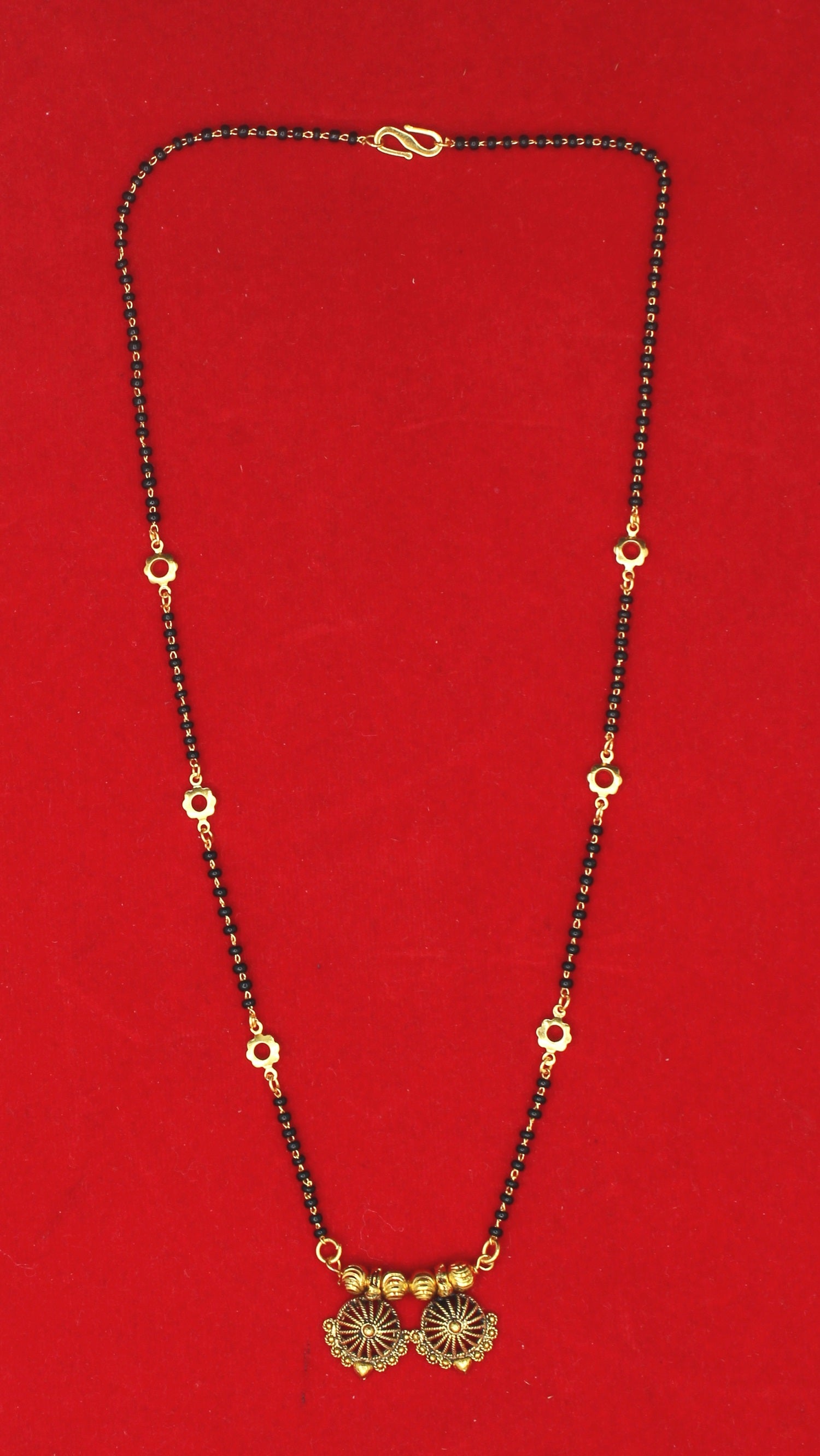 Elegant Dual Floral Gold-Plated Mangalsutra – Graceful Tradition for Everyday Wear 🌼