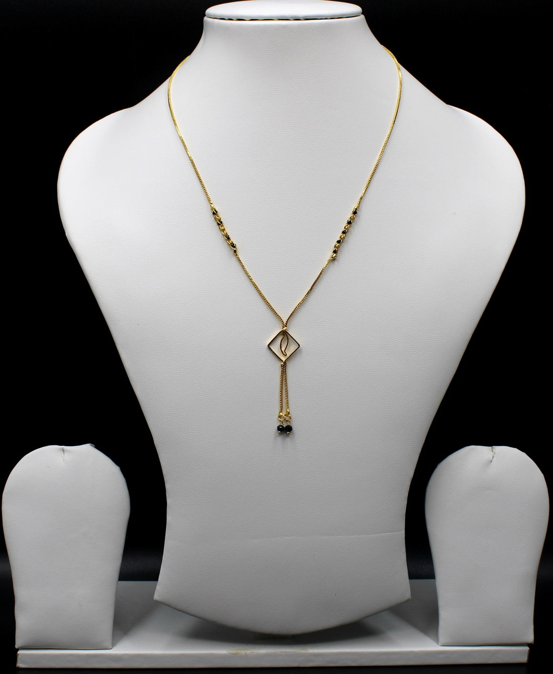 Geometric Diamond Pendant Gold-Plated Mangalsutra – Modern Minimal Daily Wear Design