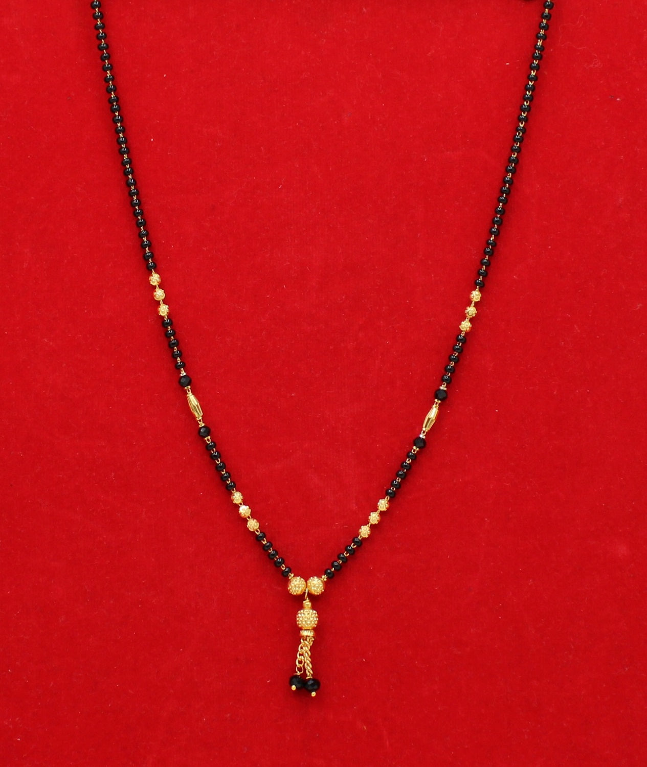 Simple Daily Wear Black Bead Gold Plated Mangalsutra – Lightweight & Elegant Traditional Design 💛