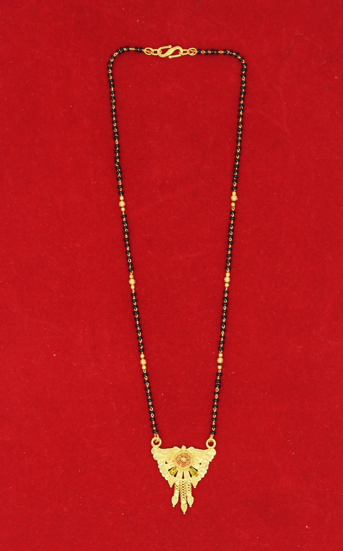 Antique Gold Plated Mangalsutra with Peacock Design Pendant – Traditional Ethnic Elegance 💛