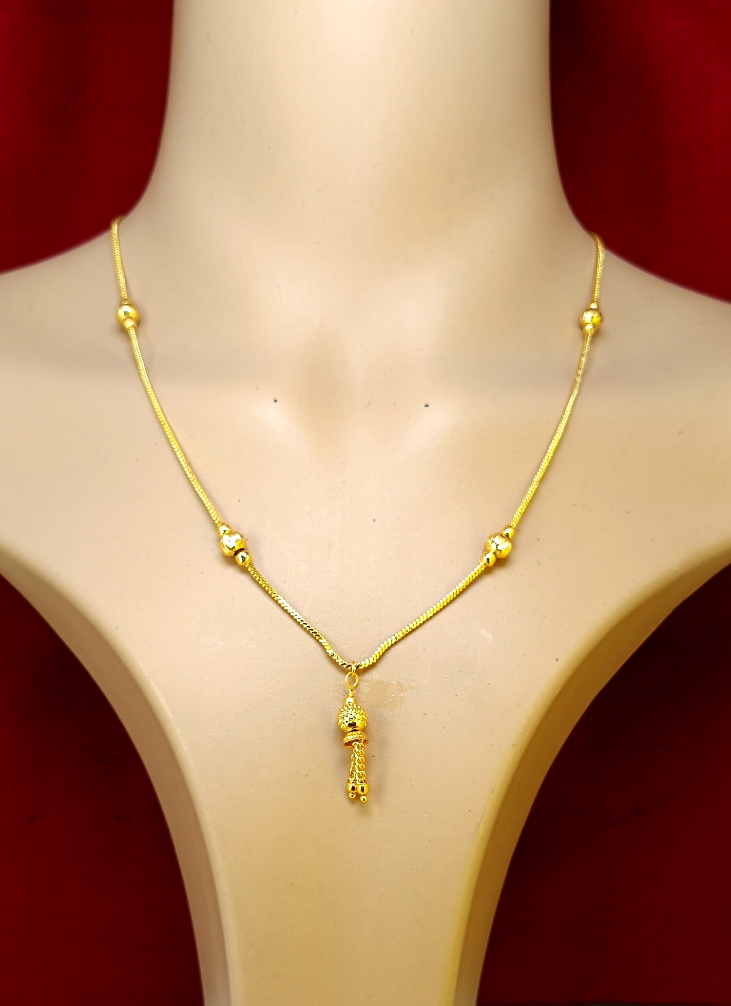 soni jewellery Pretty Stylish Gold Plated Necklace Chain For Women