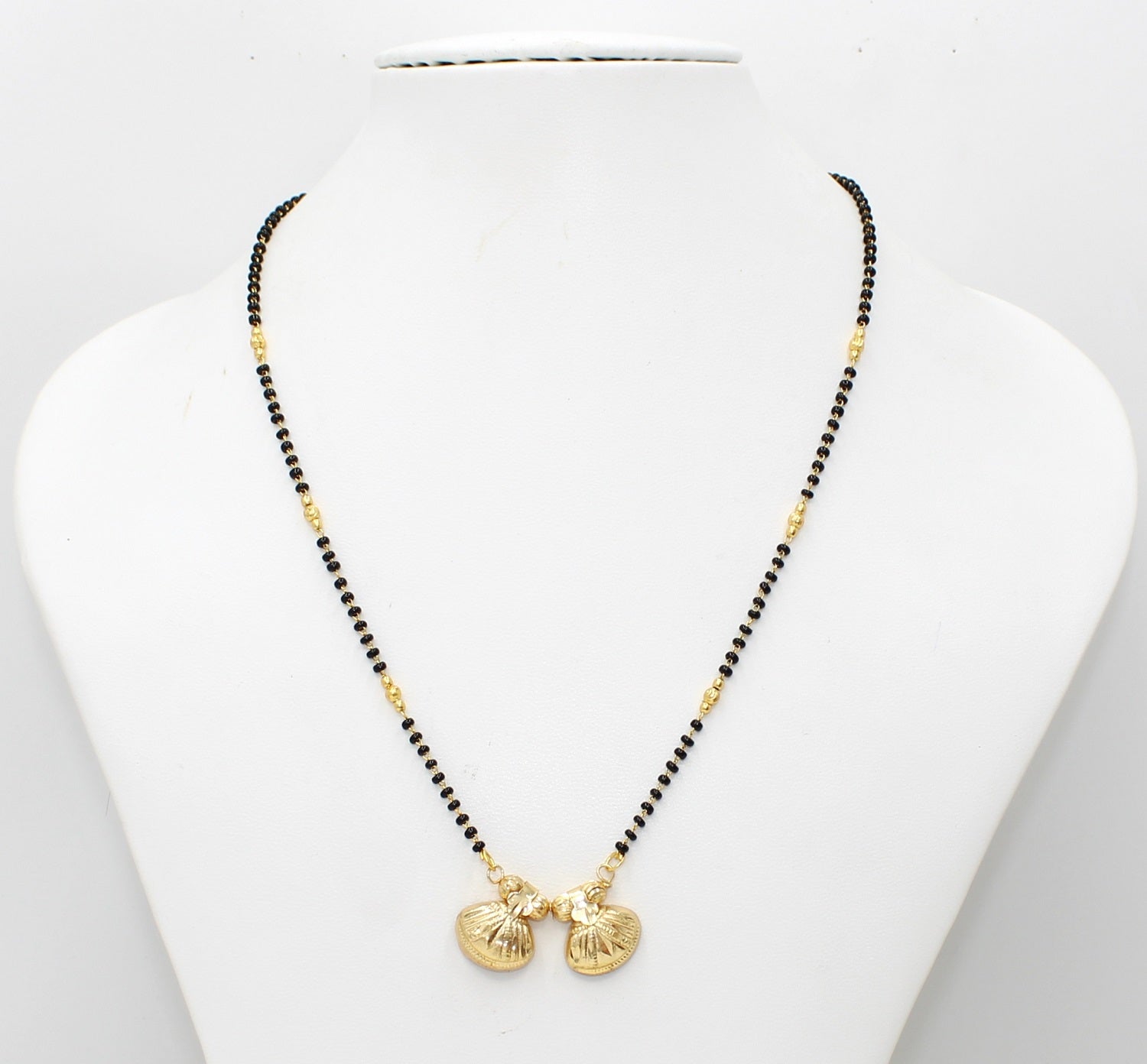 Premium Shell Design Dual Pendant Gold-Plated Mangalsutra – Traditional Charm Meets Modern Grace 🌸