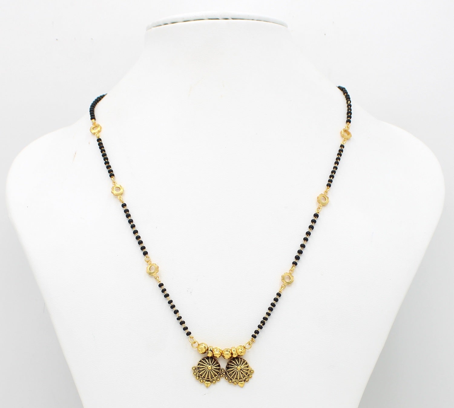 Elegant Dual Floral Gold-Plated Mangalsutra – Graceful Tradition for Everyday Wear 🌼
