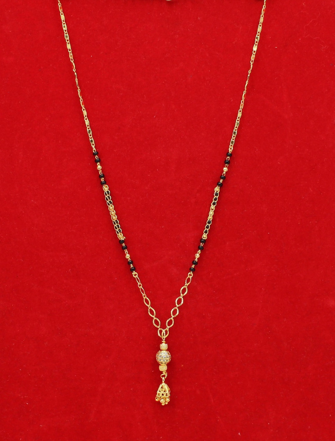 Elegant Daily Wear Gold Plated Mangalsutra with Hanging Pendant – Modern Traditional Design 💛