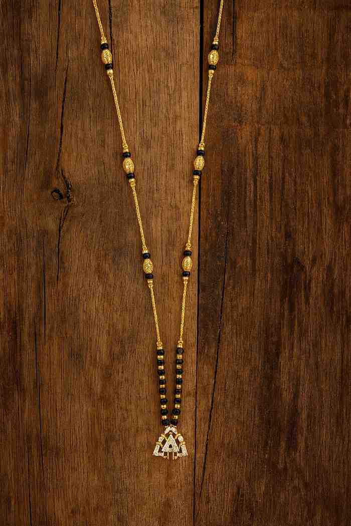 Classic Gold-Plated Daily Wear Mangalsutra – Triangle Pendant with Kundan Work
