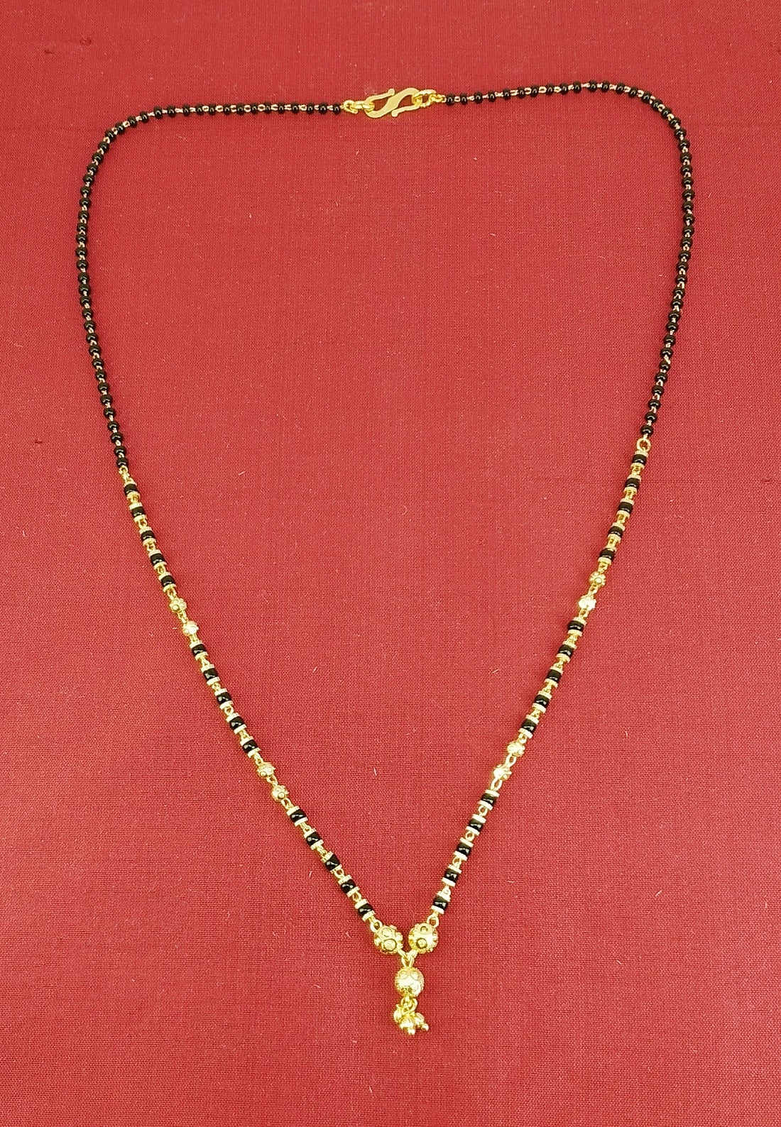 Floral Bead Gold Plated Daily Wear Mangalsutra 🌸 | Elegant Short Chain Design for Women