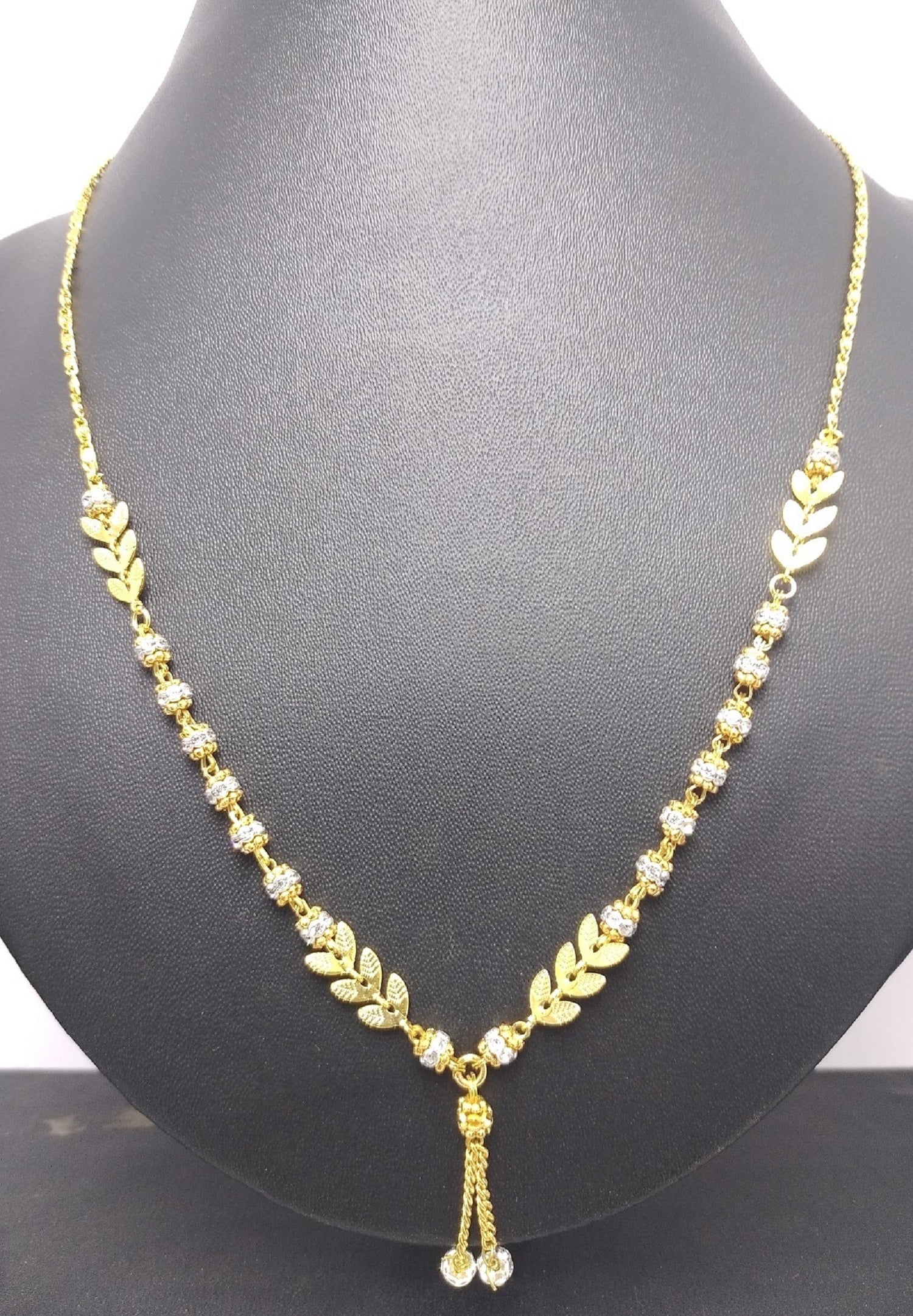 Soni Jewellery Allure Fancy Necklace Chain For Women