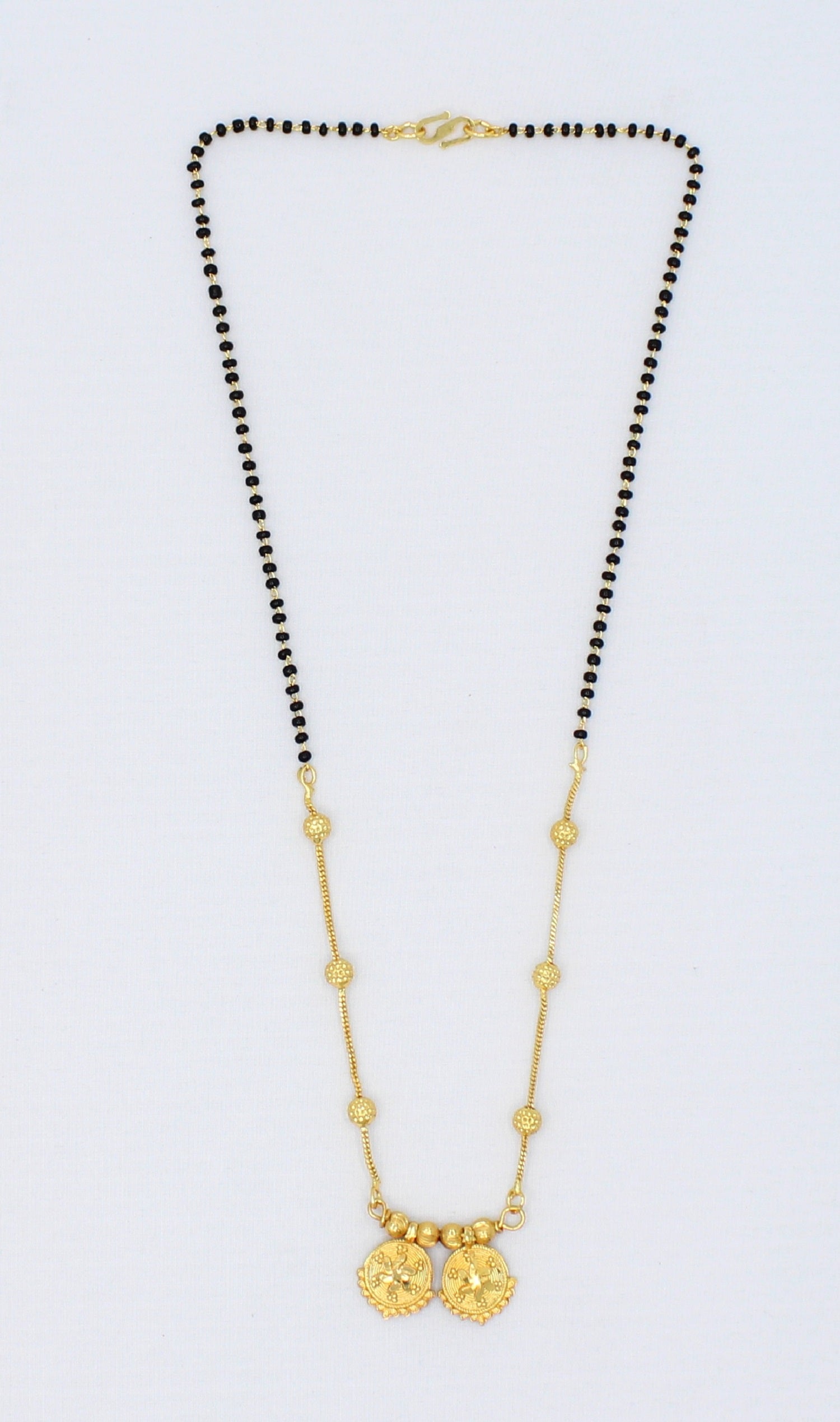 Traditional Gold-Plated Lakshmi Pendant Mangalsutra – A Symbol of Prosperity & Grace 💛