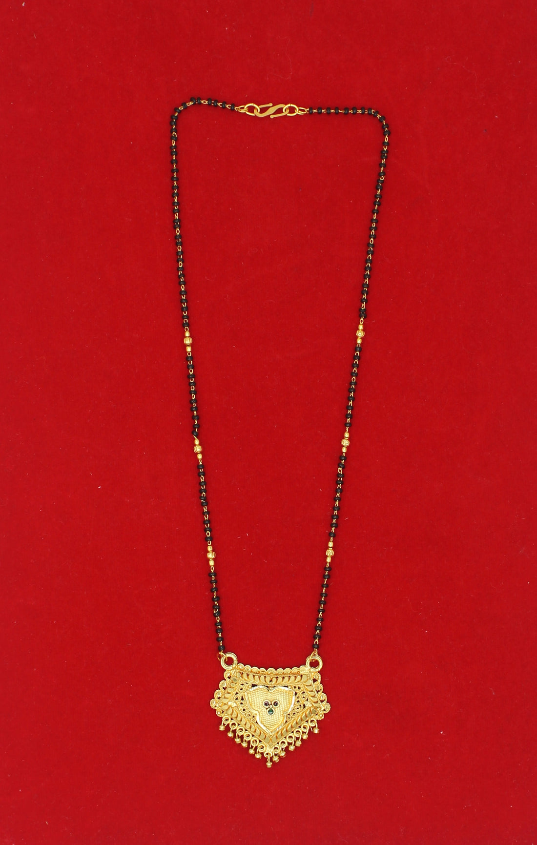 Elegant Gold Plated Traditional Temple Design Mangalsutra – Symbol of Love & Devotion 💛